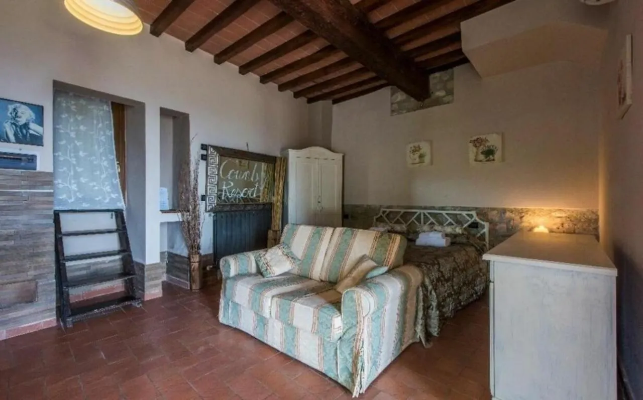 Villa Due Case San Cristoforo a Perticaia 意大利